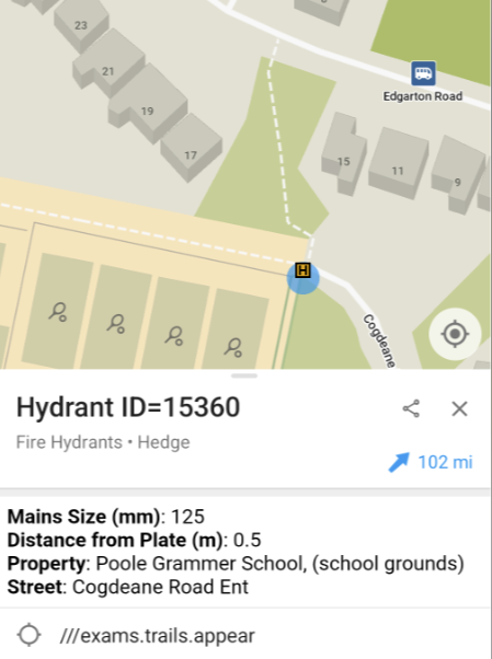 Hydrant and risk-data overlays shown on the base map in Blue Light Maps